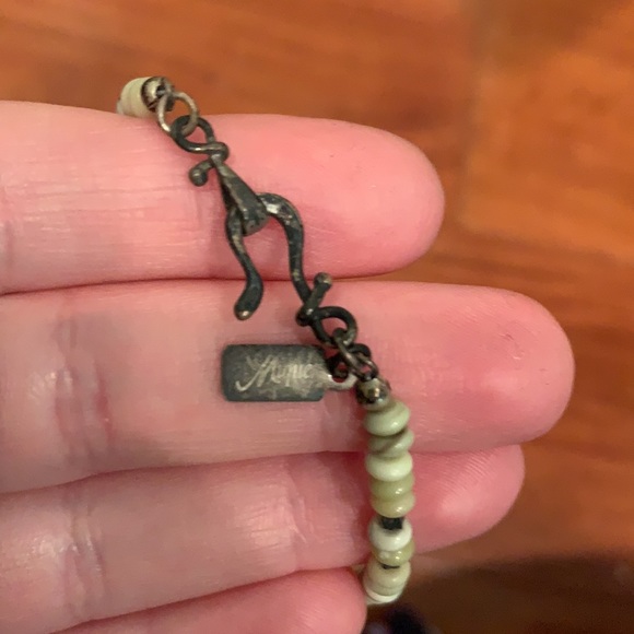 Mique Cream and Green Necklace - Picture 5 of 5